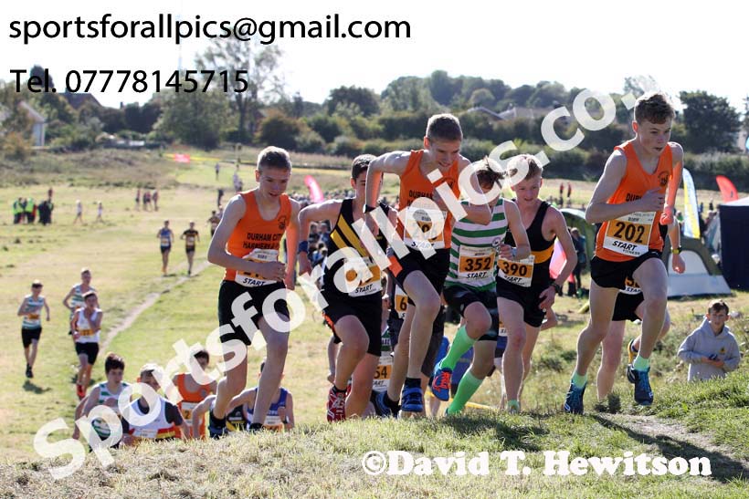 Boys under-15s Start Fitness NEH, Wrekenton. Photo:  David T. Hewitson/Sports for All Pics